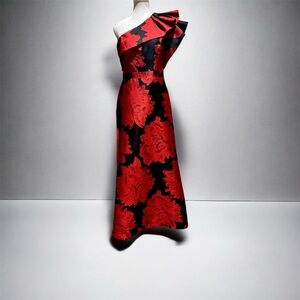 Adrianna Papell Red and Black One-Shoulder Floral Evening Dress w/POCKETS!